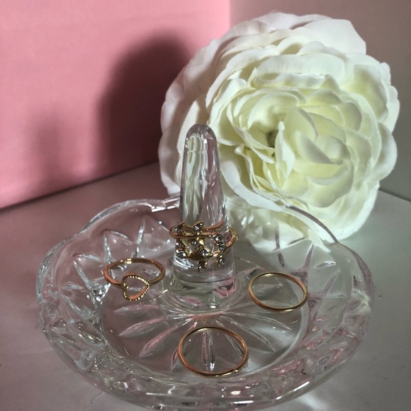 🎉HP 5/13!🎉CLEARANCE!! Midi Rings 💕Heart Knuckle - Picture 6 of 6